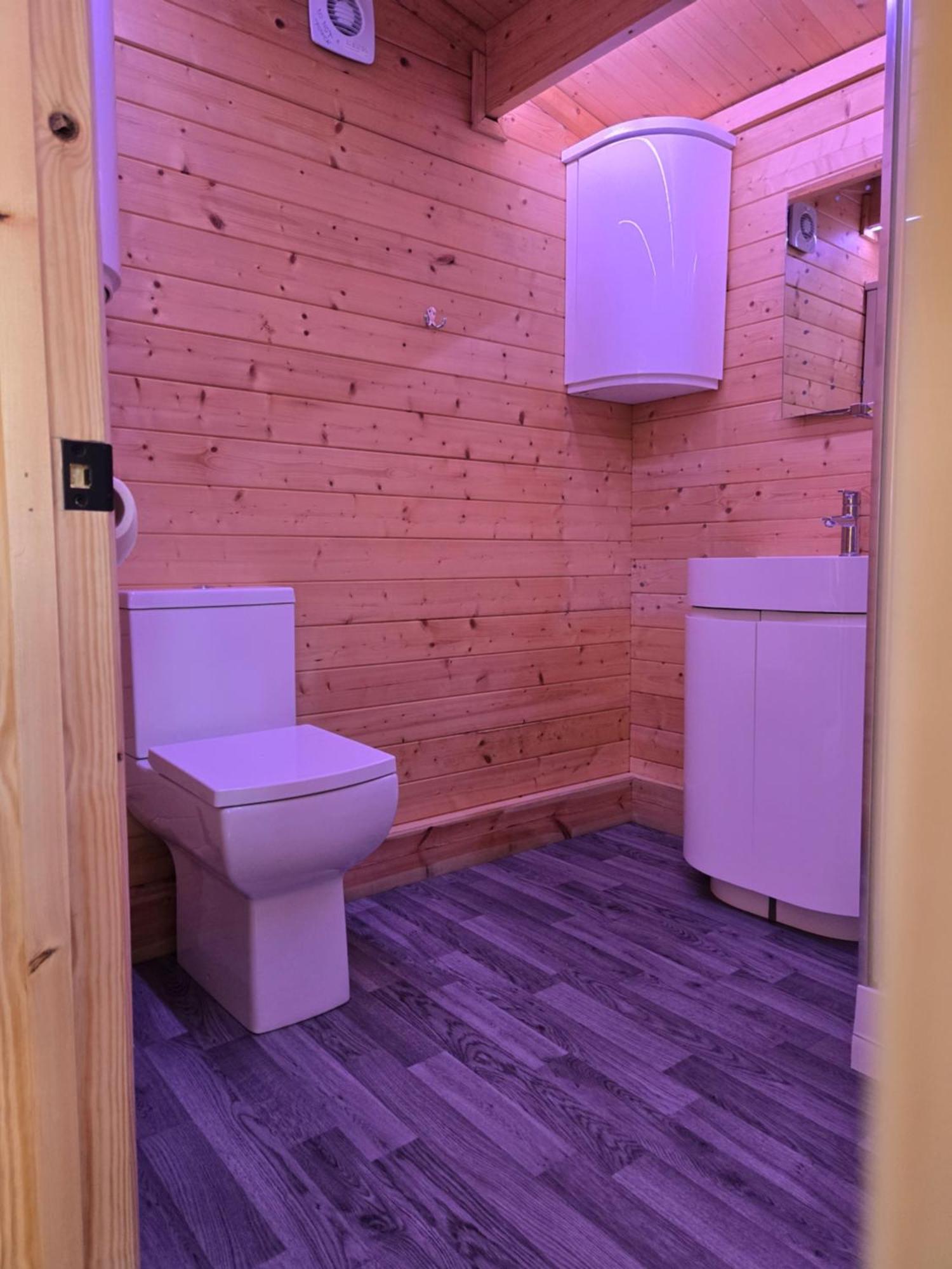 Secret Hythe, Sea Views Town Location 2Km Eurotunnel Appartement Hythe  Buitenkant foto